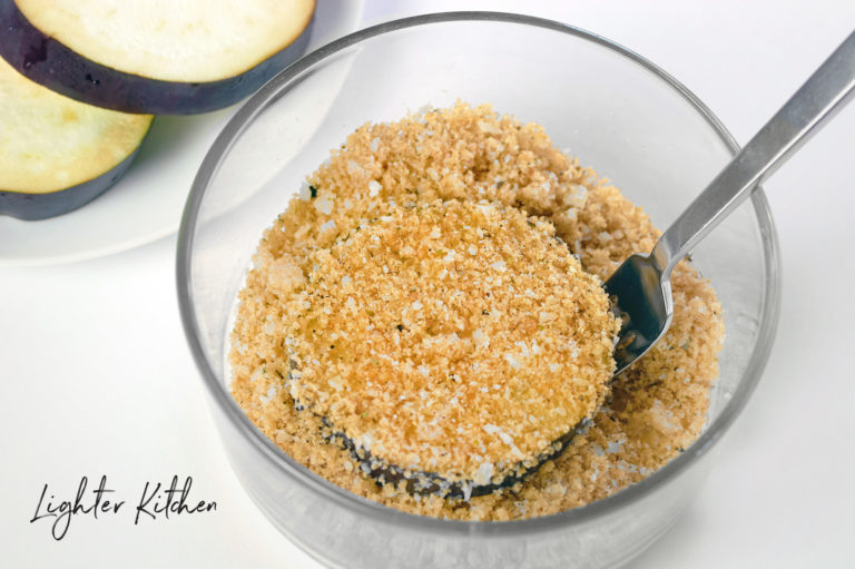 Photo showing how to bread eggplants for use in making eggplant chips.